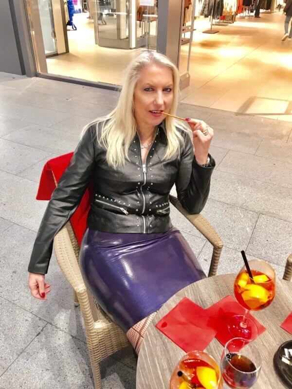 Latex shop berlin